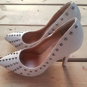 Studded Pumps